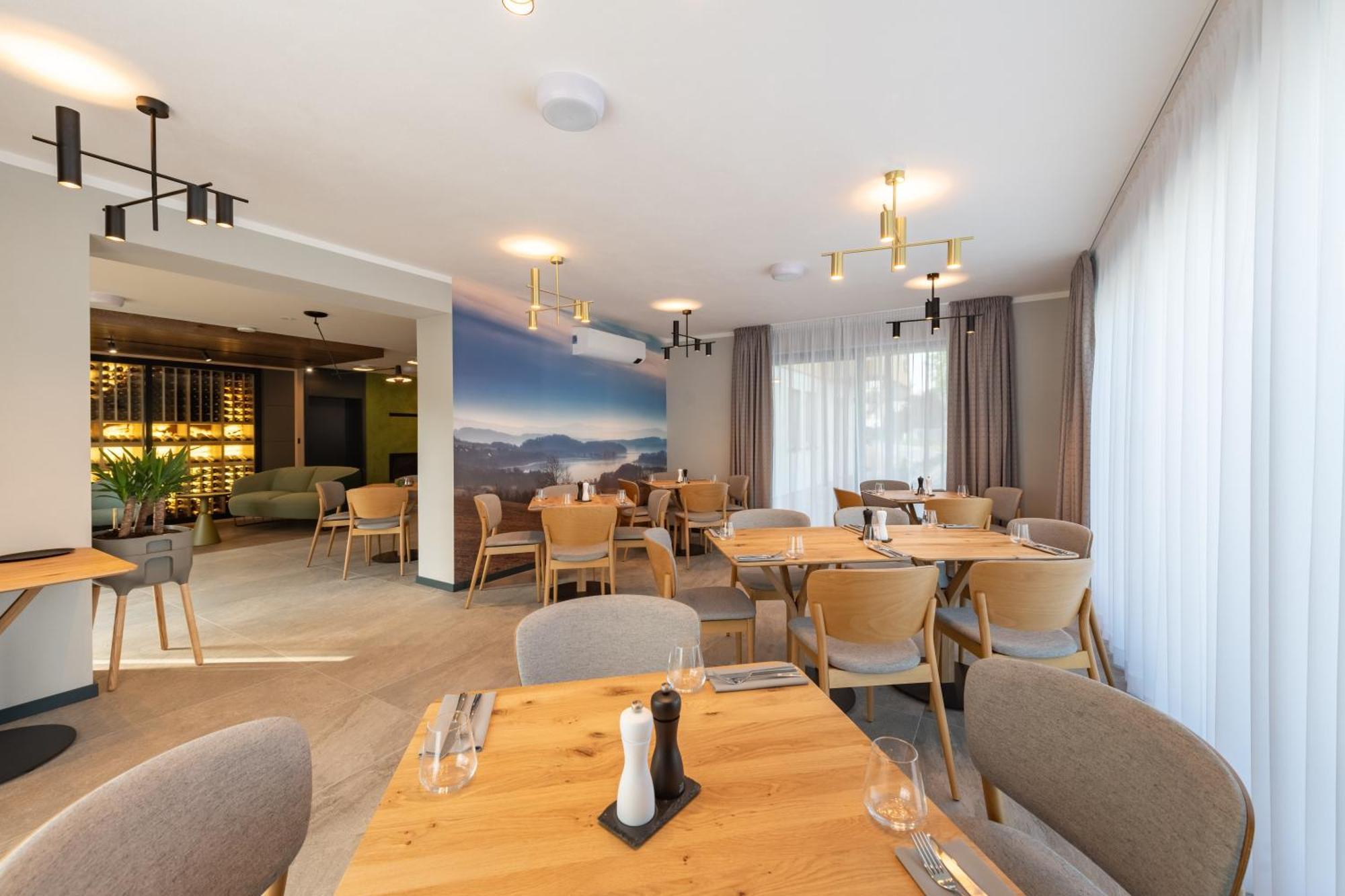 - D9 Guest house Zelnava